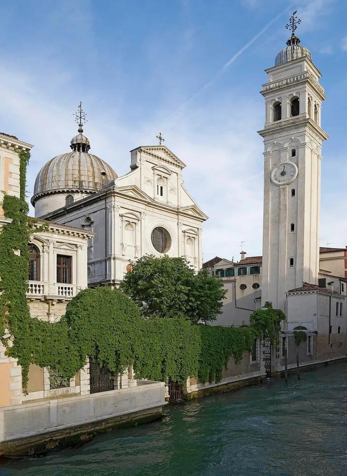 Hellenic Heads at San Giorgio dei Greci, Venice — installation view